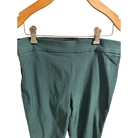 🍒 2/$20 🍒 Roz & Ali Womens Size 6 Green Ankle Pants With Gold Button Detail - Picture 3 of 7